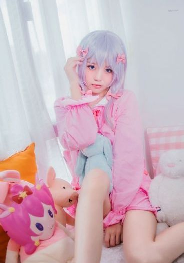 独自一人生活的女人_手机免费播放动漫