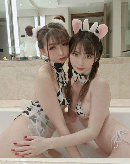 操女人逼逼_BD英语动漫在线观看